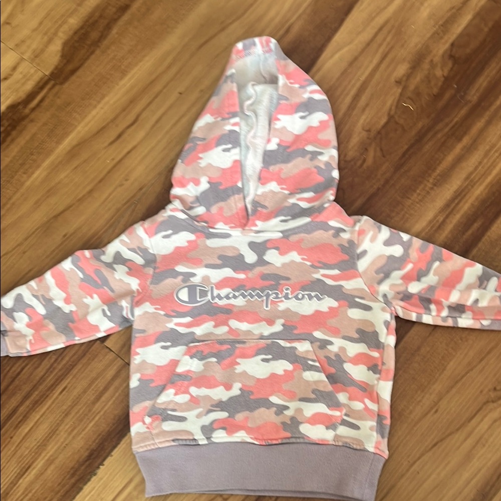 Toddler girls’ 2T Champion pink purple camo hoodie